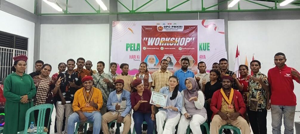 DPC PMKRI Cabang Aimas Siapkan Mahasiswa Hadapi Era Digital lewat Workshop Kreatif